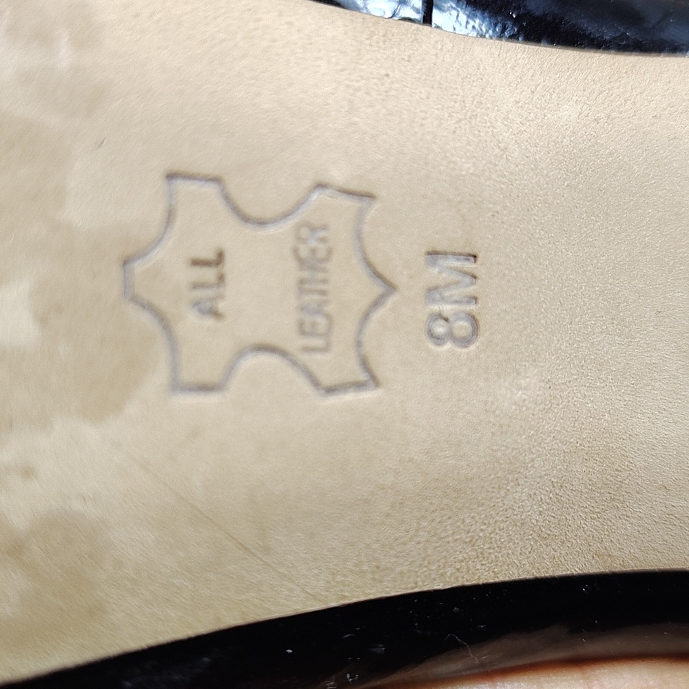 Tory Burch Black Patent Leather Heels - Picture 5 of 5